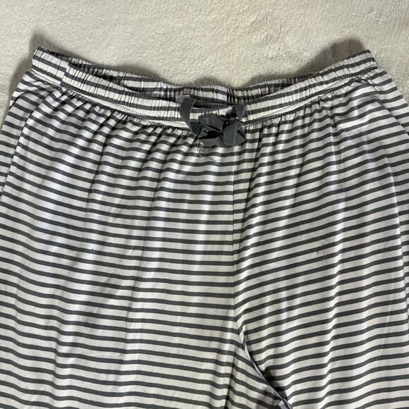 Croft & Barrow Womens Pajama Set Gray Top & Striped Pants Size Large Soft - Picture 6 of 8